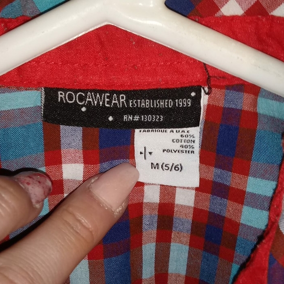 Boys size M 5/6 long sleeve button up Rocawear - Picture 3 of 8